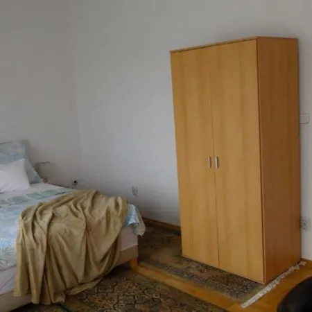 아파트 Laszlo Apartman *