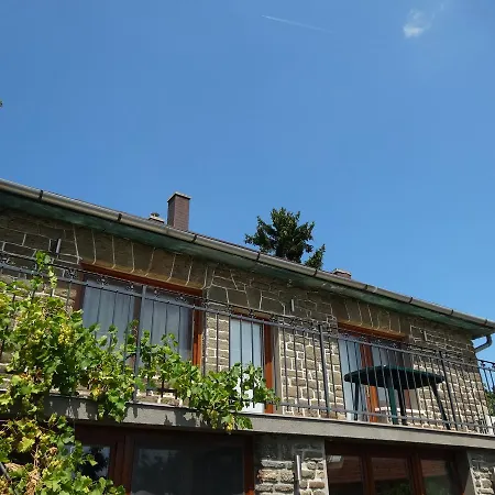 Laszlo Apartment